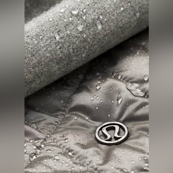 Lululemon Roam Far Wool Coat. Gray. Size 8. - Picture 6 of 9